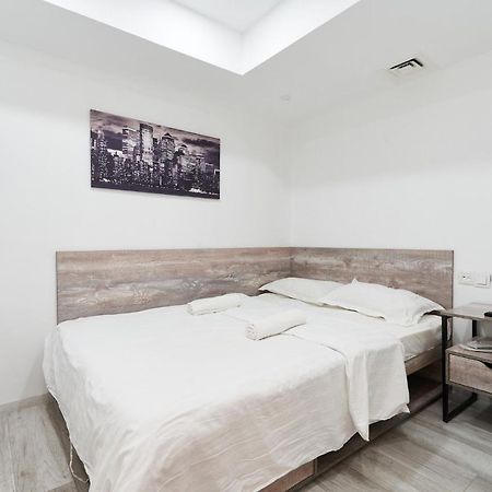 7 Days Hotel Алматы Экстерьер фото