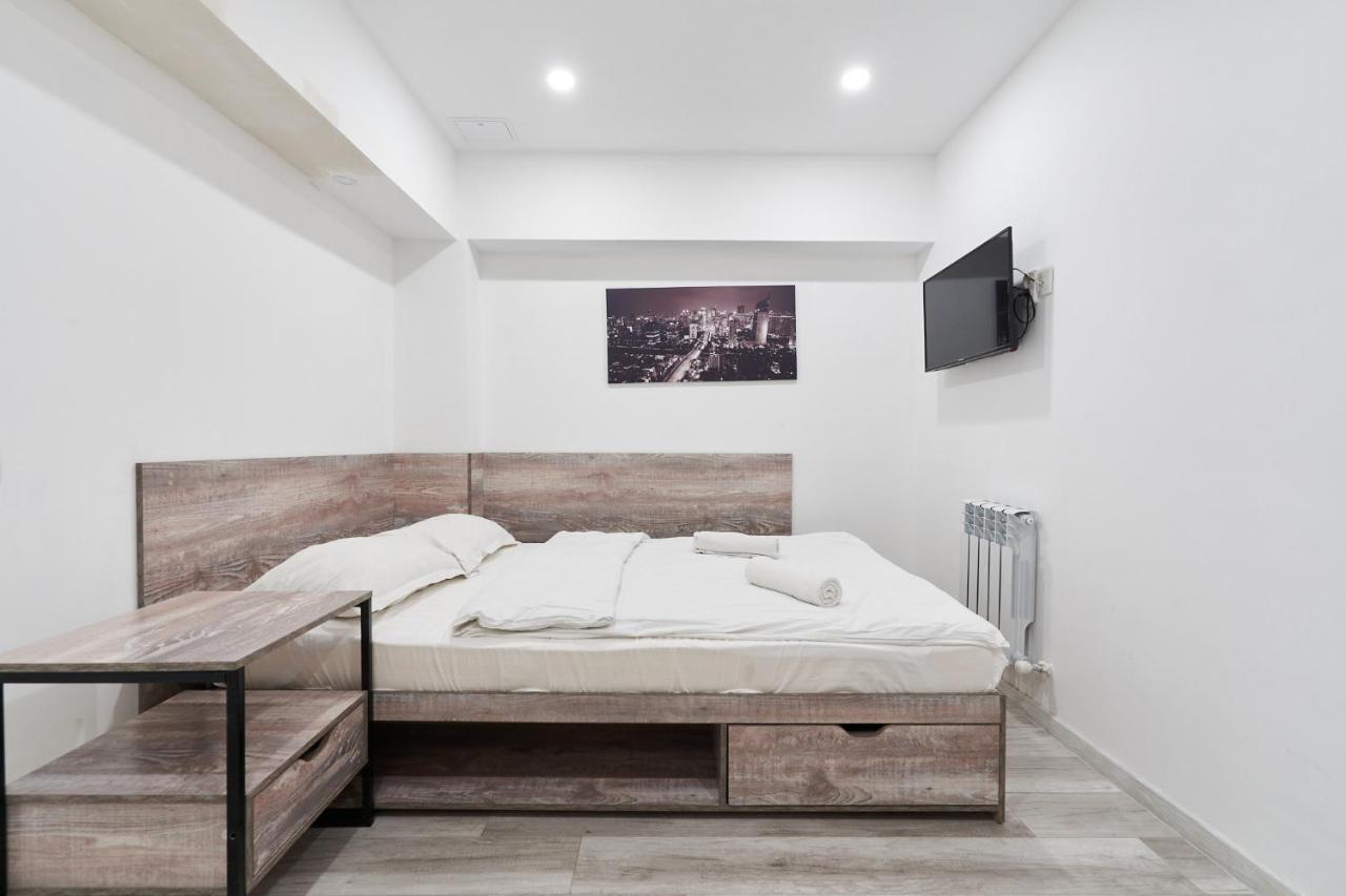 7 Days Hotel Алматы Экстерьер фото